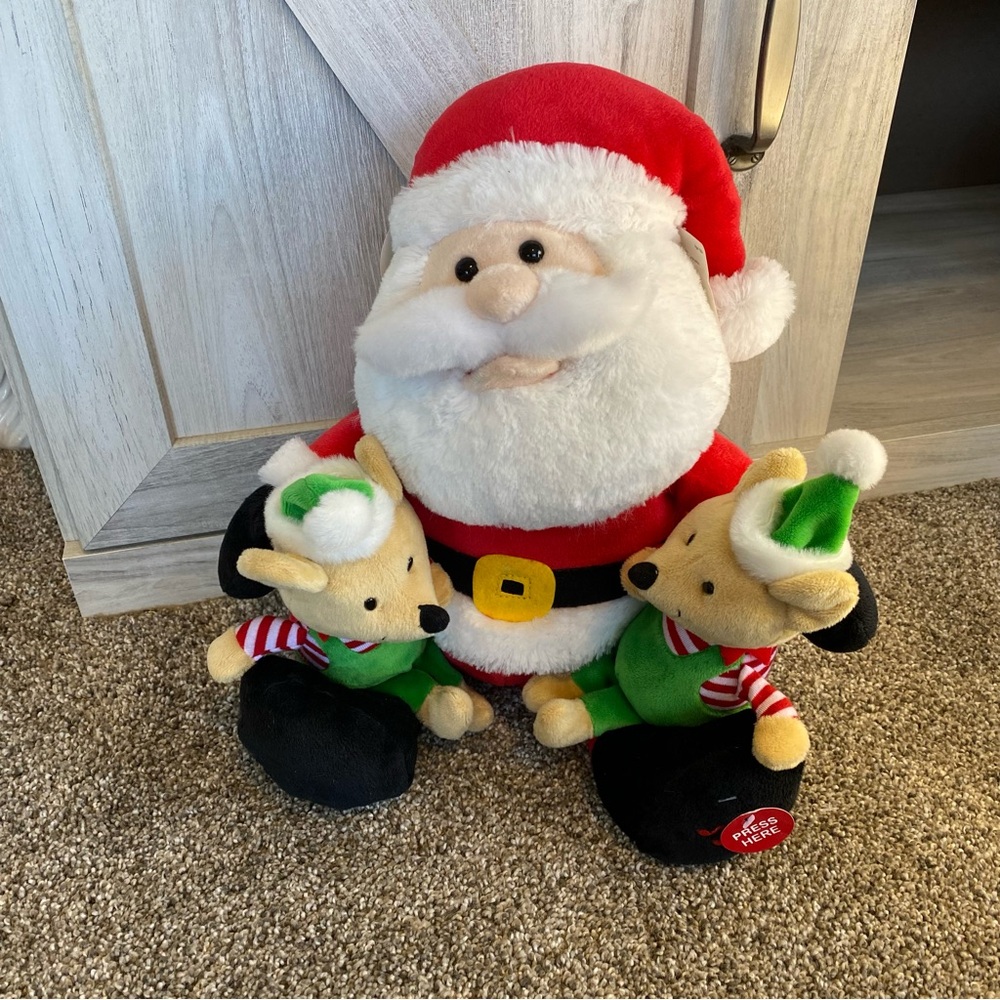 Cuddle Barn Battery Operated Animated Singing Santa & Mice 12" Stuffed Toy